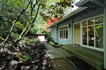 3723 NE 170th Place