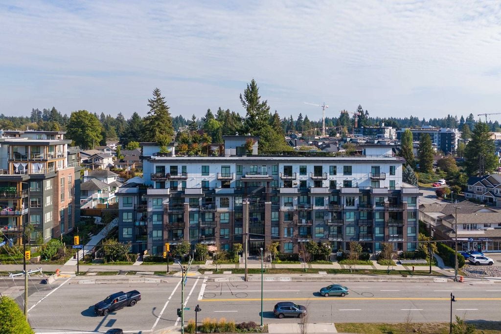 700 Clarke Rd, #502