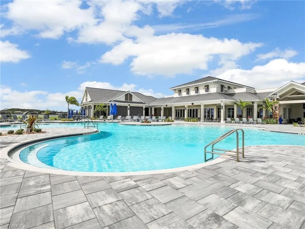 14220 Blue Bay Cir