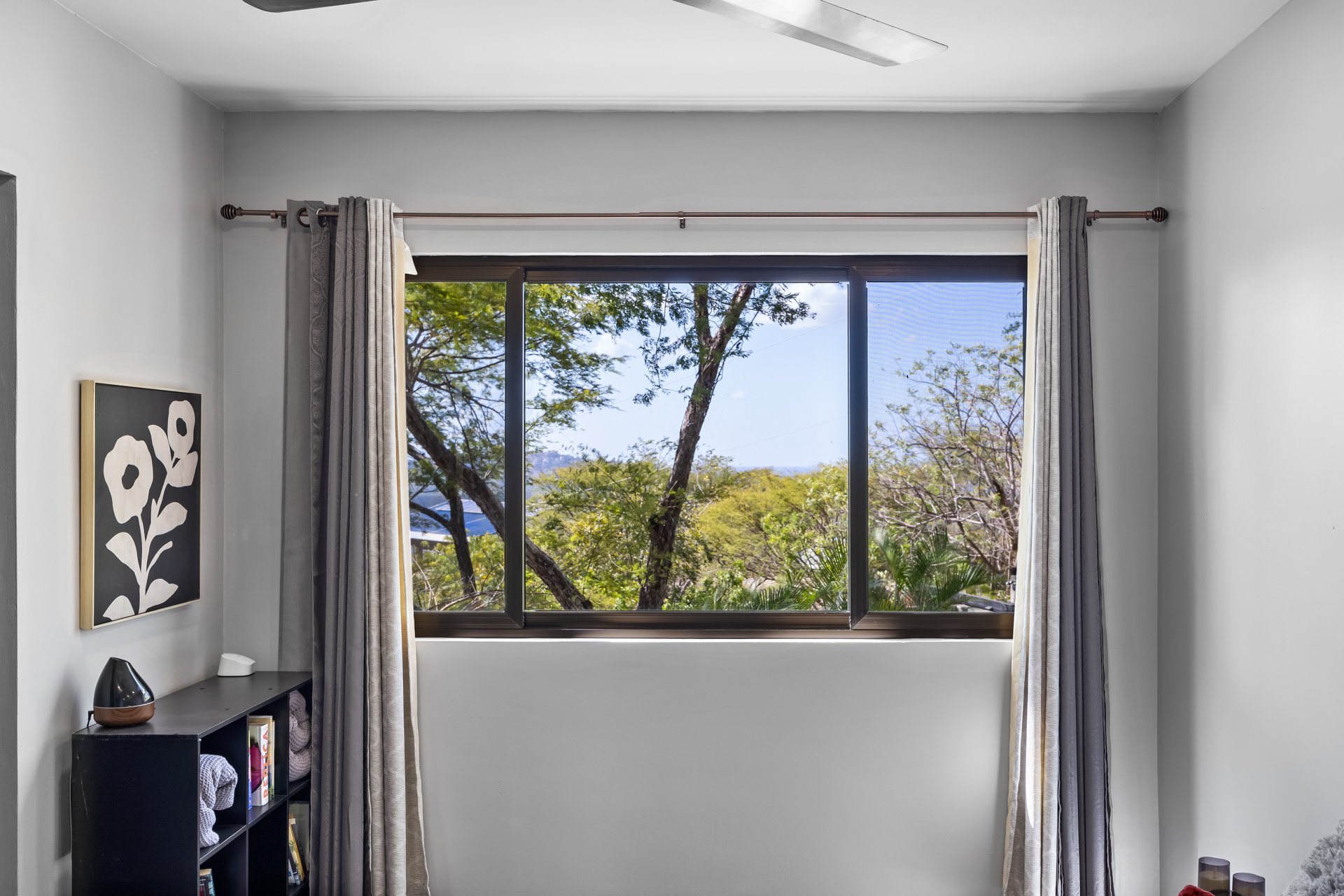 Corona Del Cabo 4 | Main Home + Guest House with Views & Pool – Playa Grande