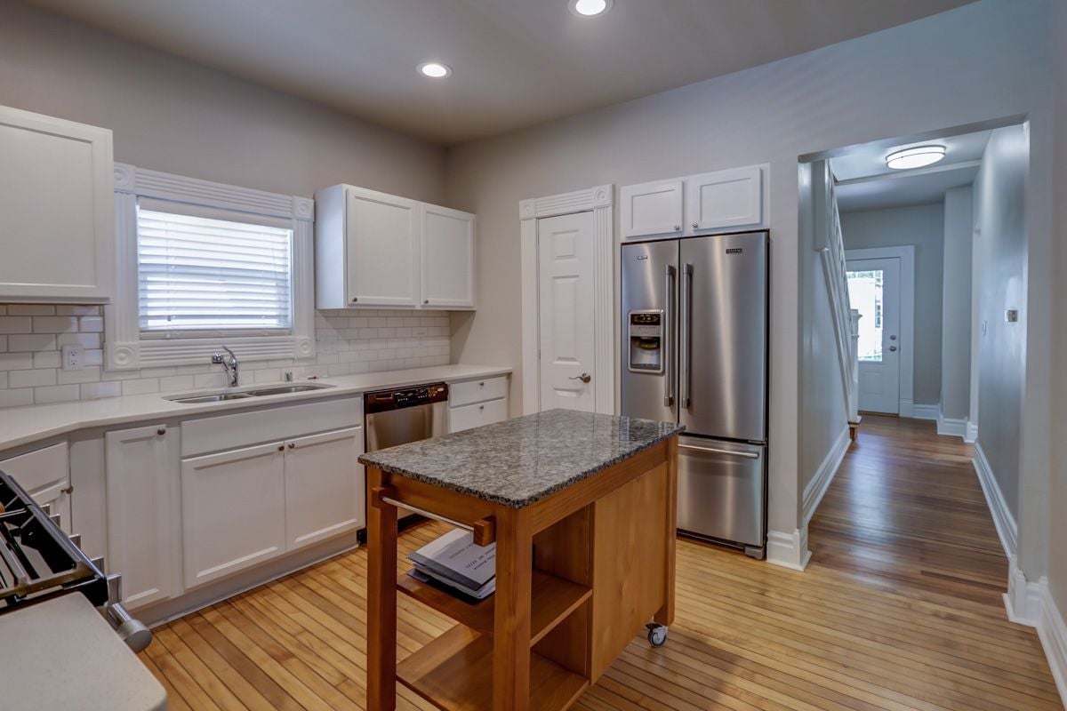 For Rent: 1213-15 Vilas Ave