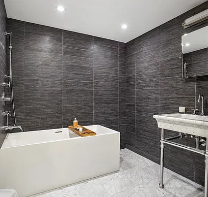 20 East 9th Street #3D