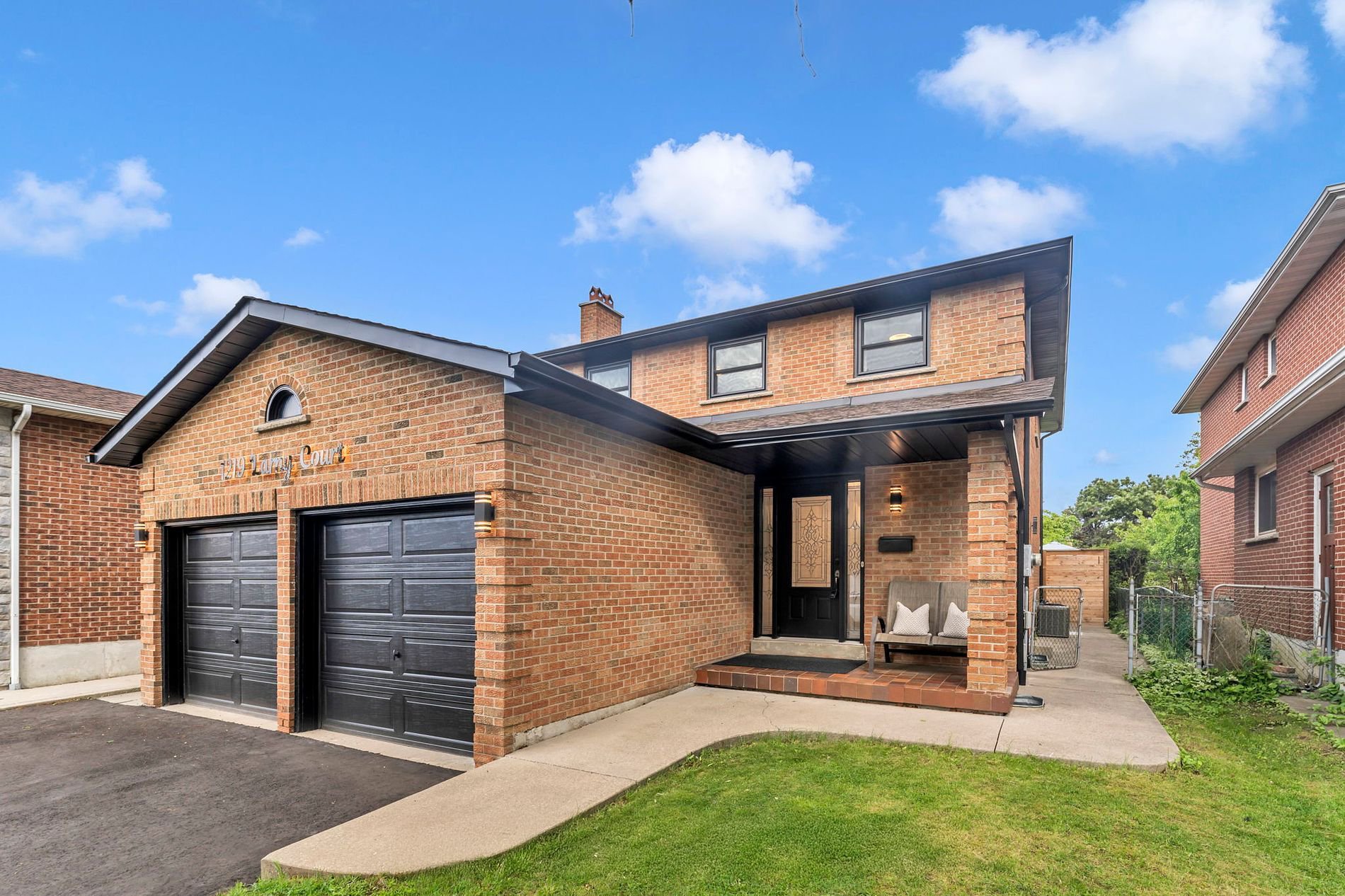 1219 Larny Crt