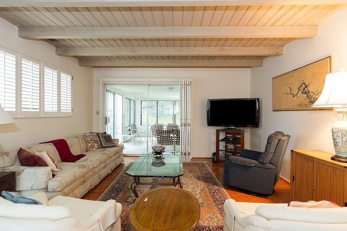 519 S Peralta Hills Drive