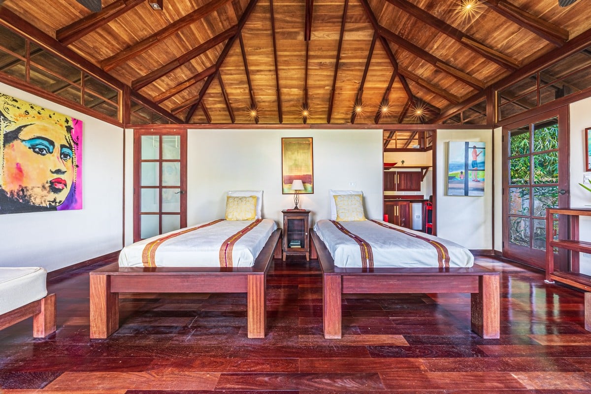 1.37 ACRES – 2 Bedroom Bali Style Home With Pool And THE BEST Ocean View!!!!!