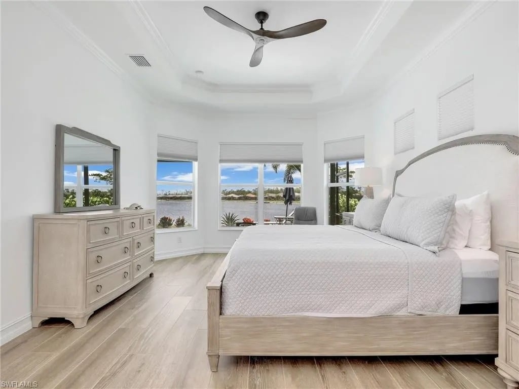 14220 Blue Bay Cir
