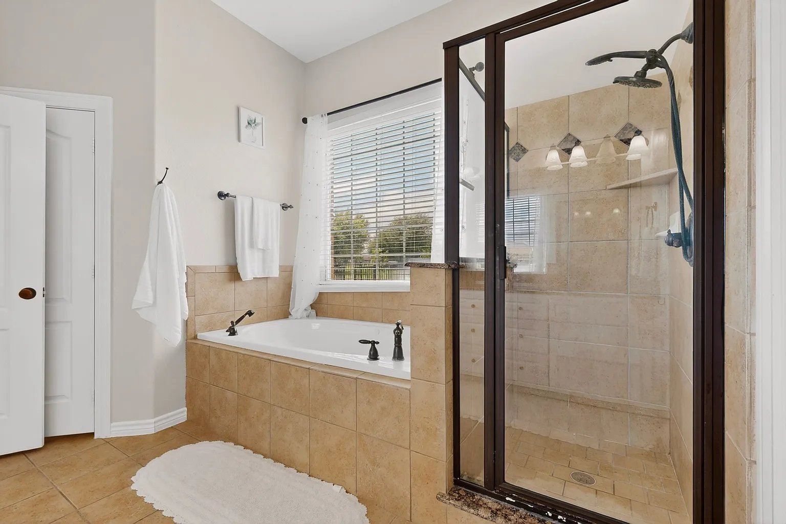 15144 Delaney Lane