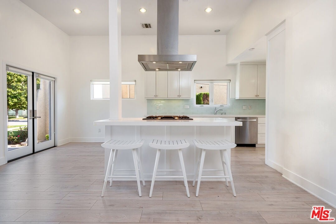 455 N La Jolla Ave