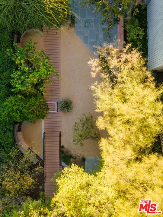 1351 Havenhurst Dr Unit: 203