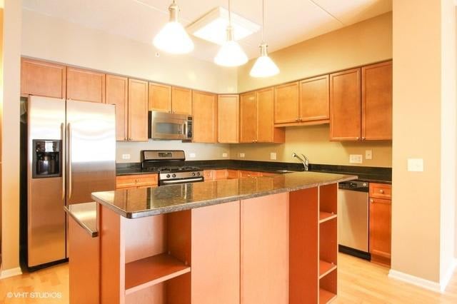 435 W Wood St Unit 311, Palatine, IL 60067