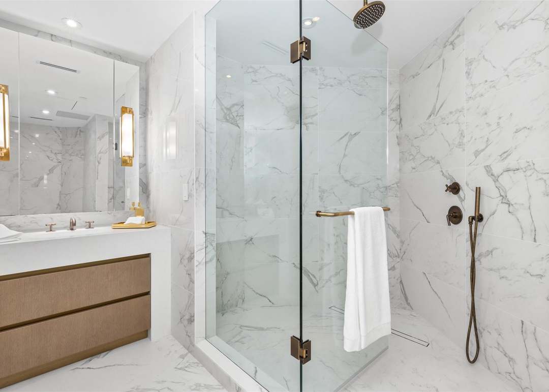 525 N Fort Lauderdale Beach Blvd #2201