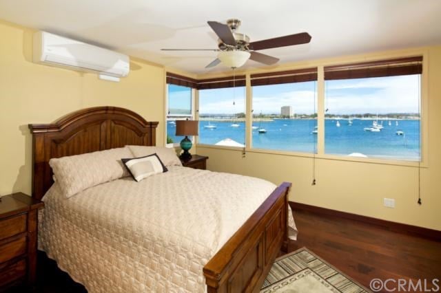 2750 Bayside Walk