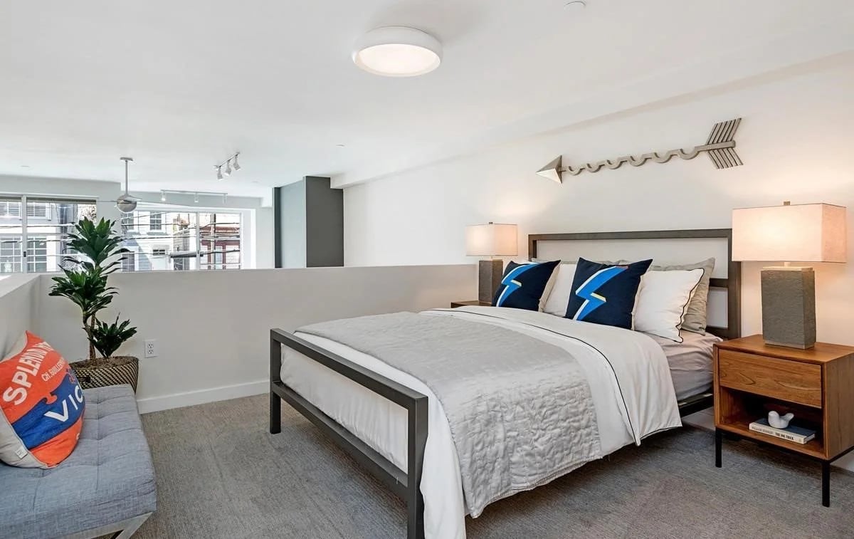 2407 Harrison Street Lofts