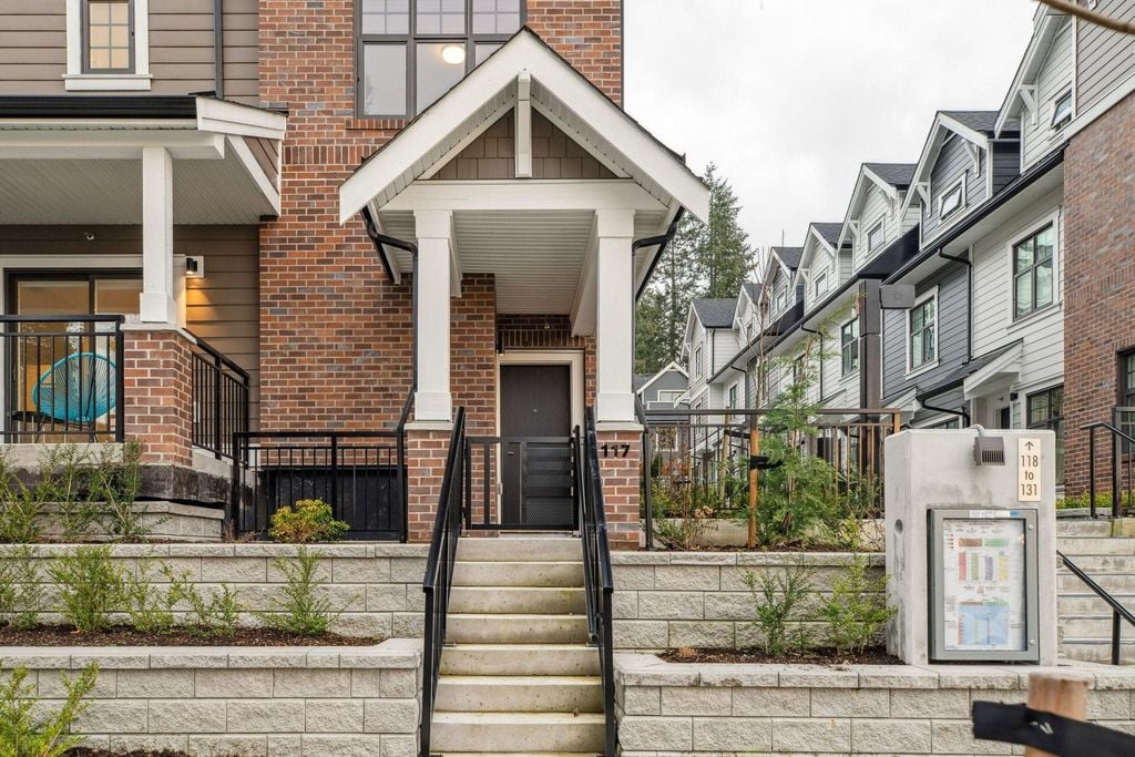 678 Fairview St, #117