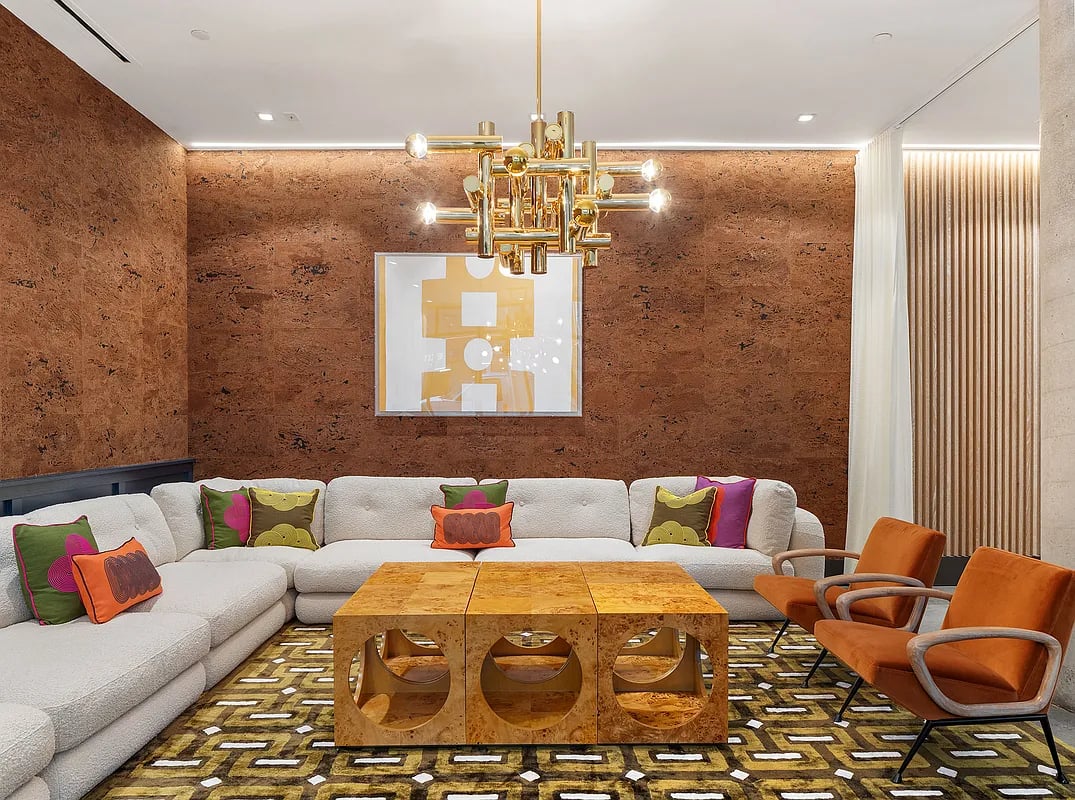 517 West 29th Street Unit: 7D