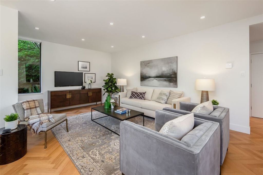 2180 W 43rd Ave, #101