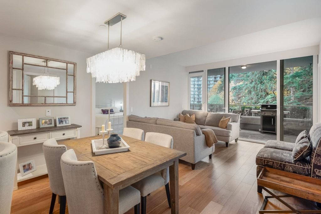 888 Arthur Erickson Pl, #404