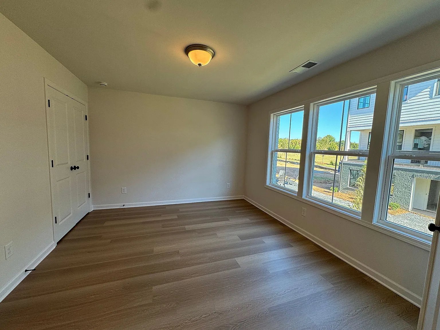 435 Argosy Park Cir