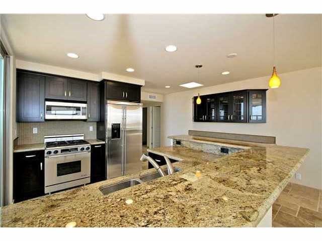 2743 Ocean Front Walk #3