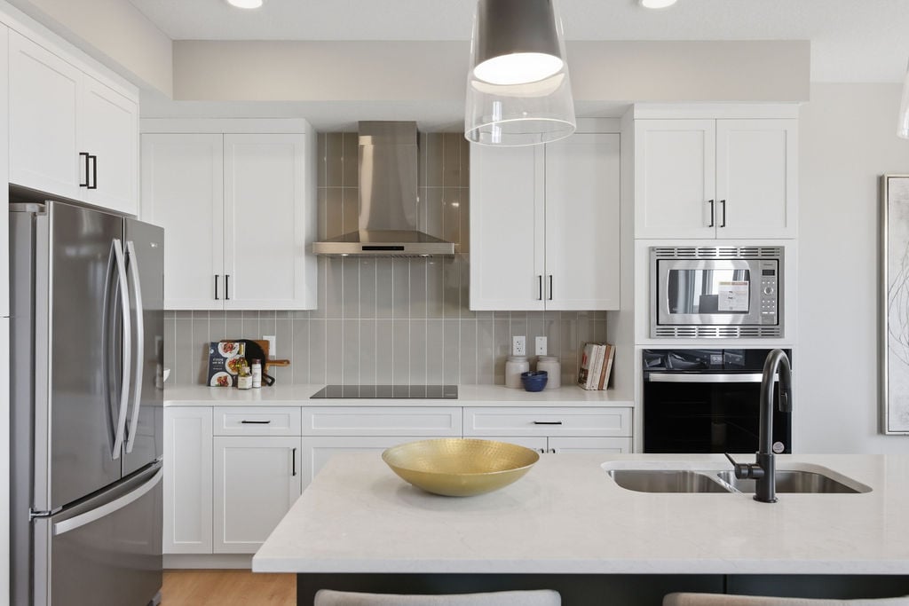 147 Belvedere Crescent SE