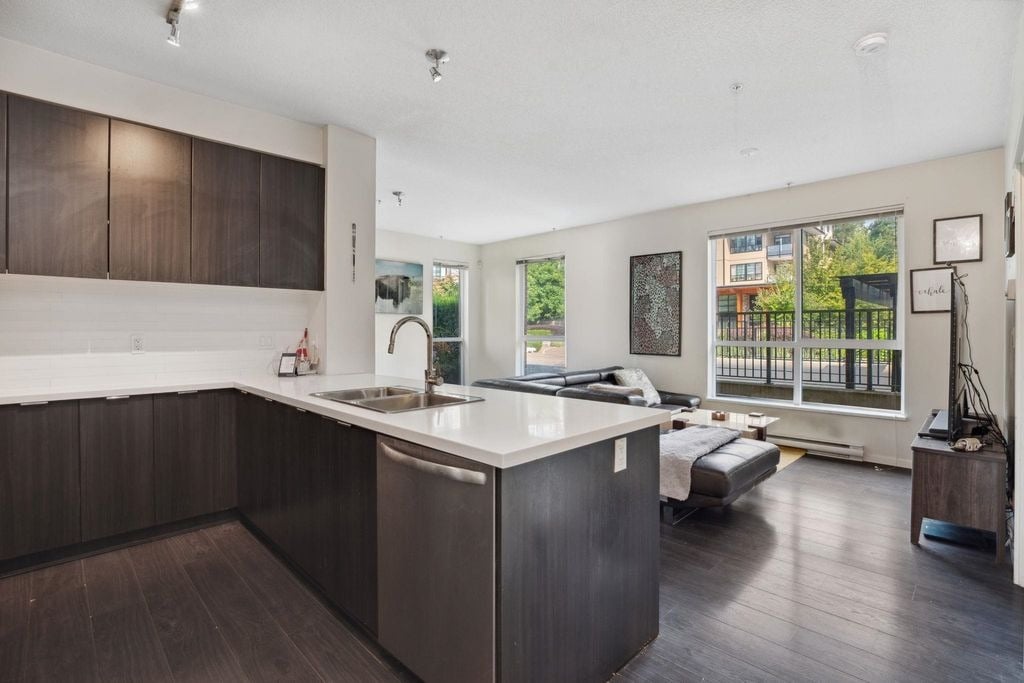1135 Windsor Mews, #111