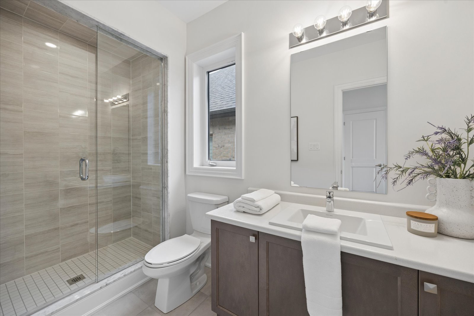 72 Silk Twist Drive, East Gwillimbury