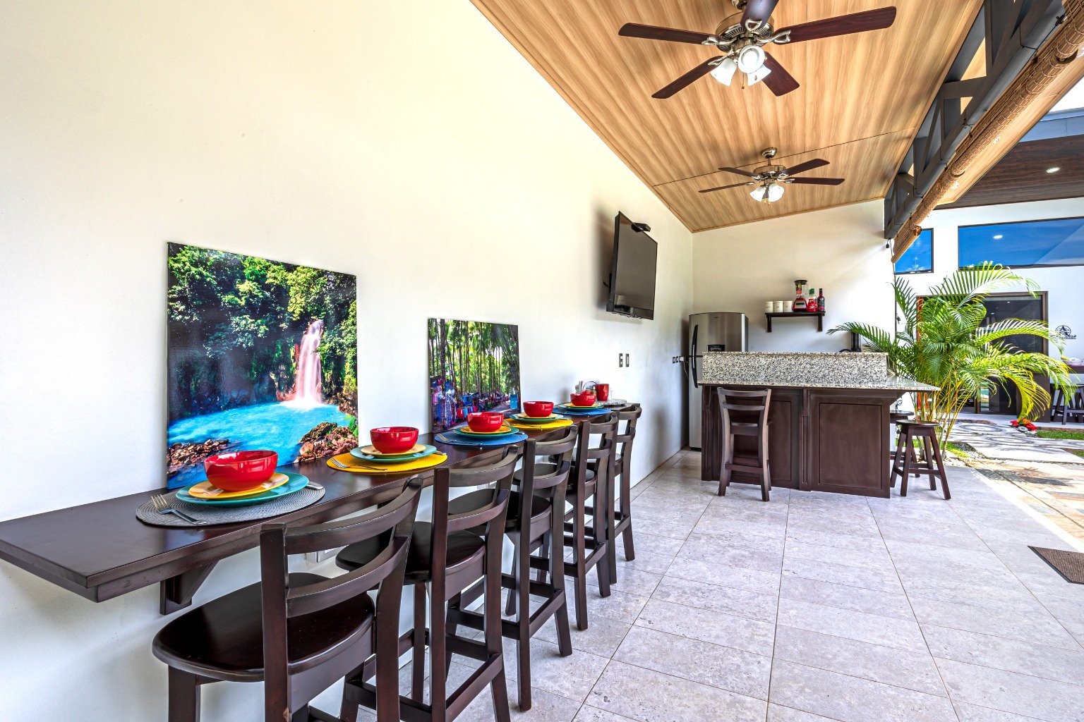 Incredible turnkey investment opportunity, 3 Rental villas, and a 2 Bedroom Home with a large pool.