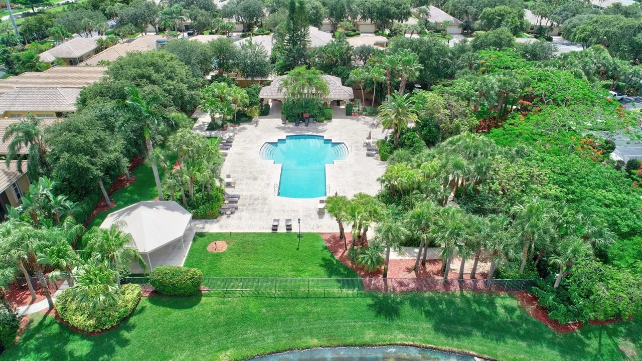 2408 NW 67th Street