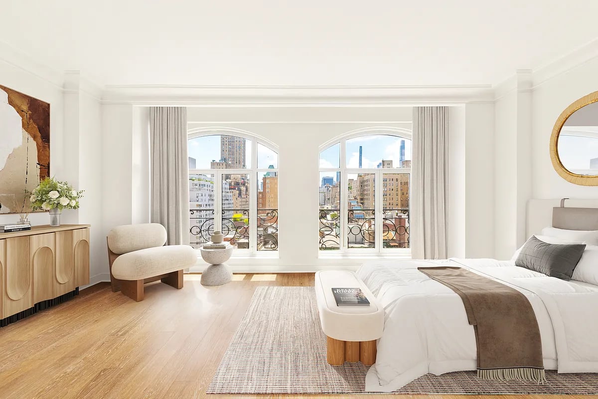 27 East 79th Street, 9/10