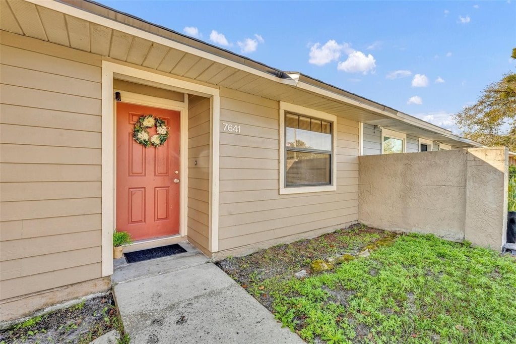 7641 Timber River Cir