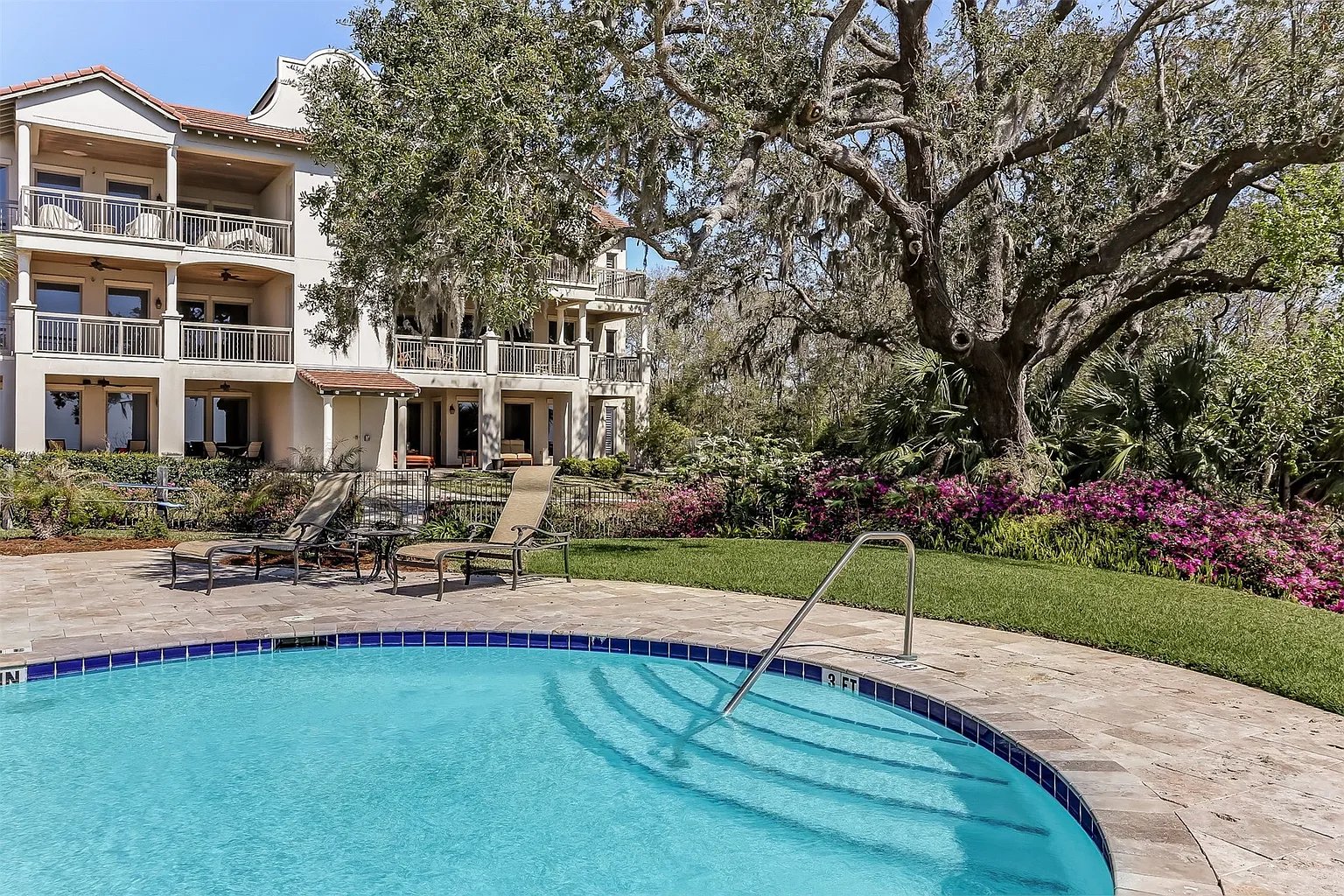 5065 First Coast Hwy #102D
