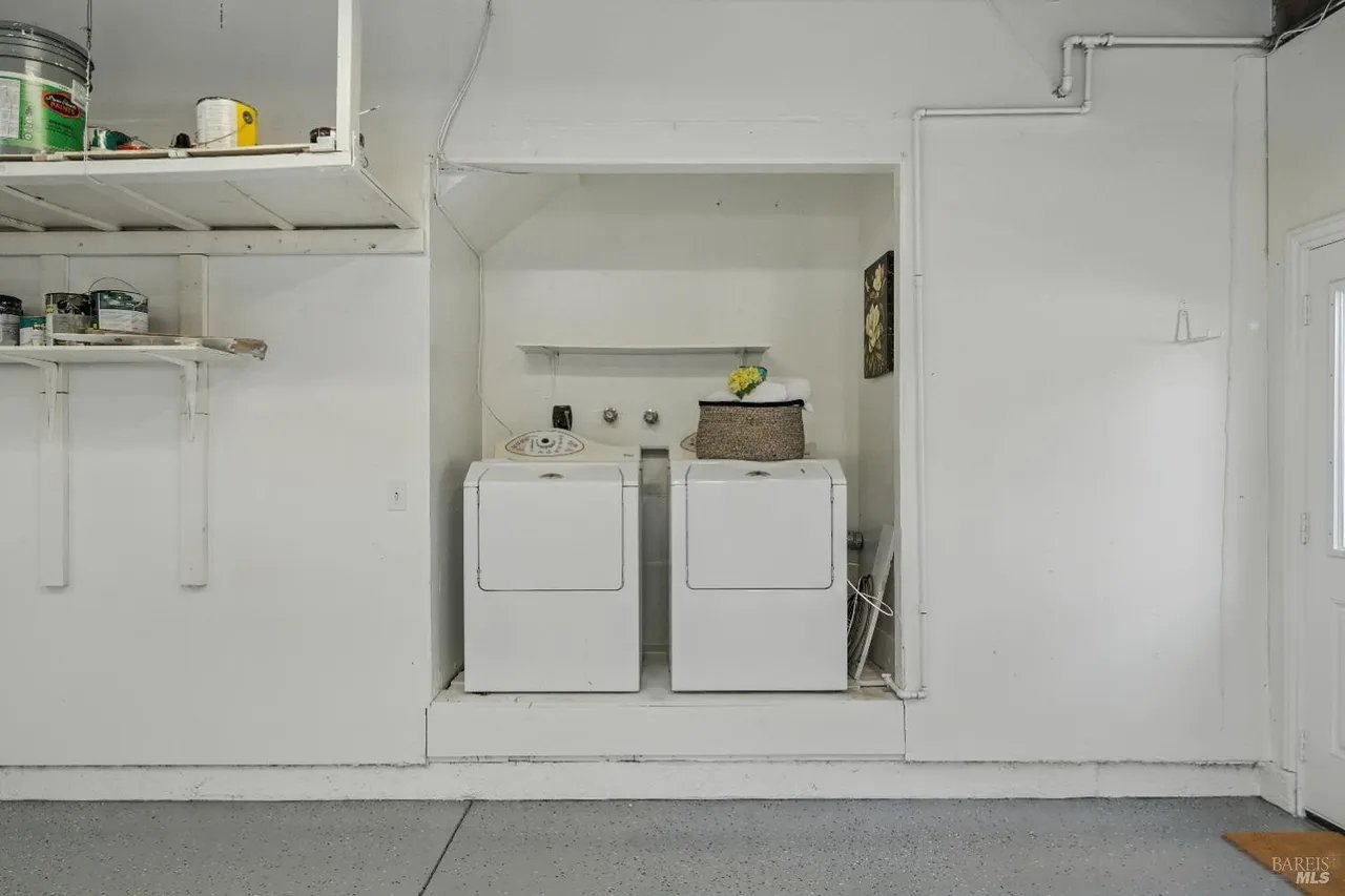 1925 Contra Costa Ave