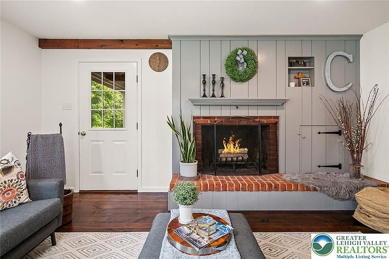 271 WETZEL ROAD