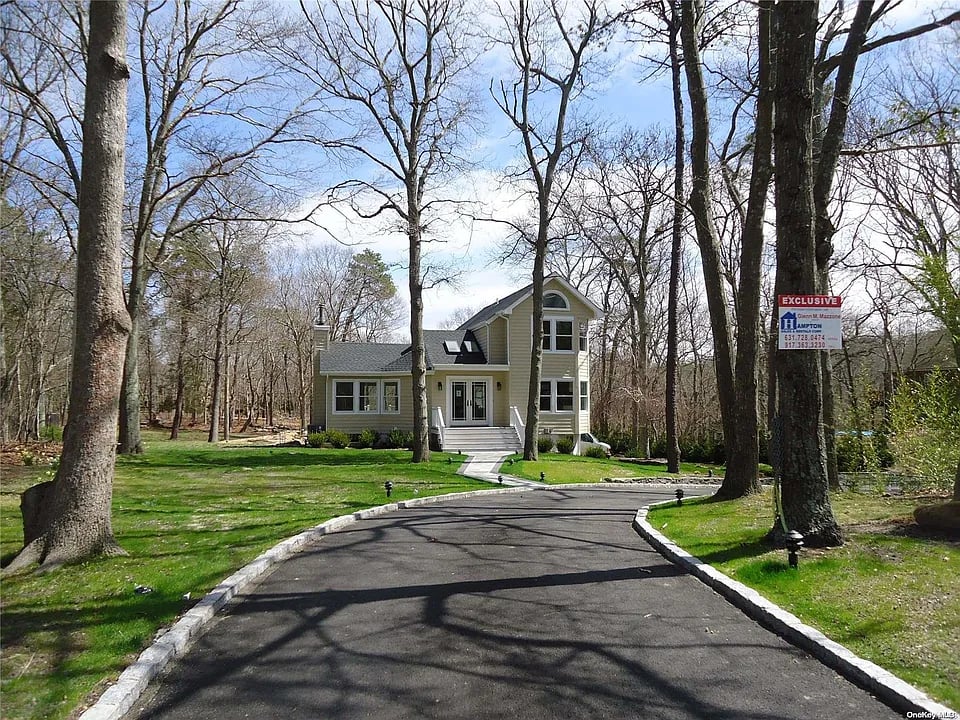 7 Woodview Wy