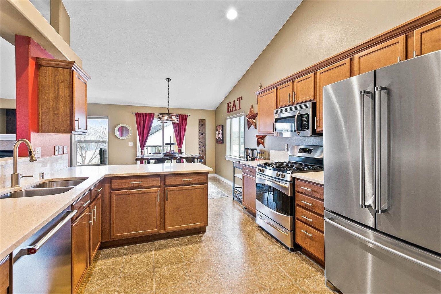1518 W Carolina Way