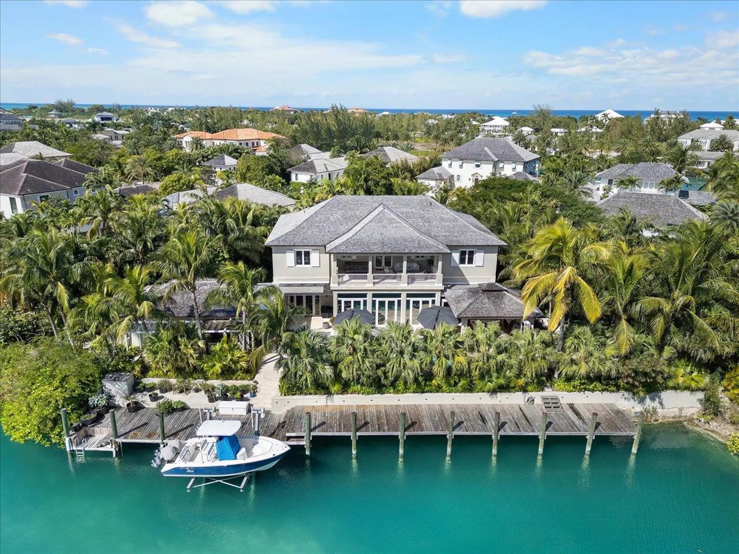 Old Fort Bay, Bahamas