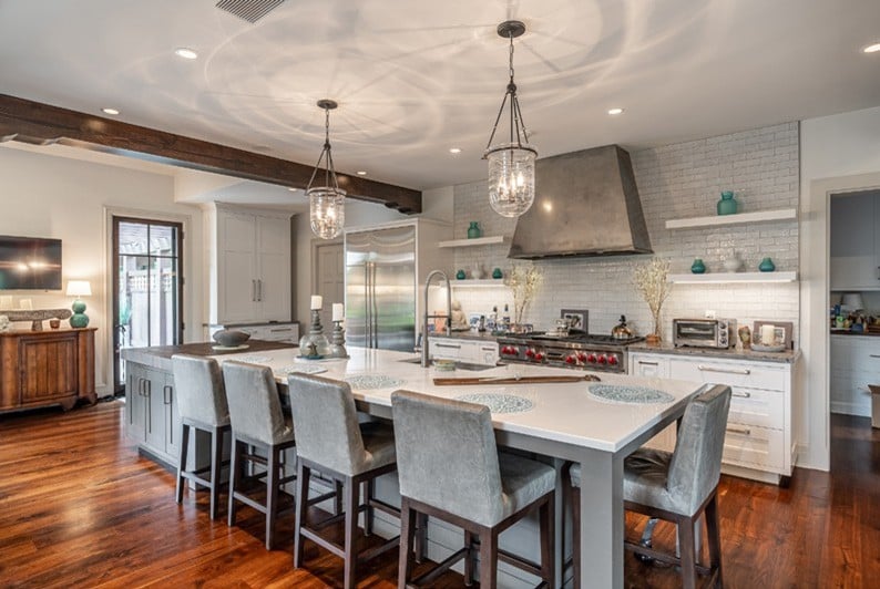 Villanova Custom Post and Beam
