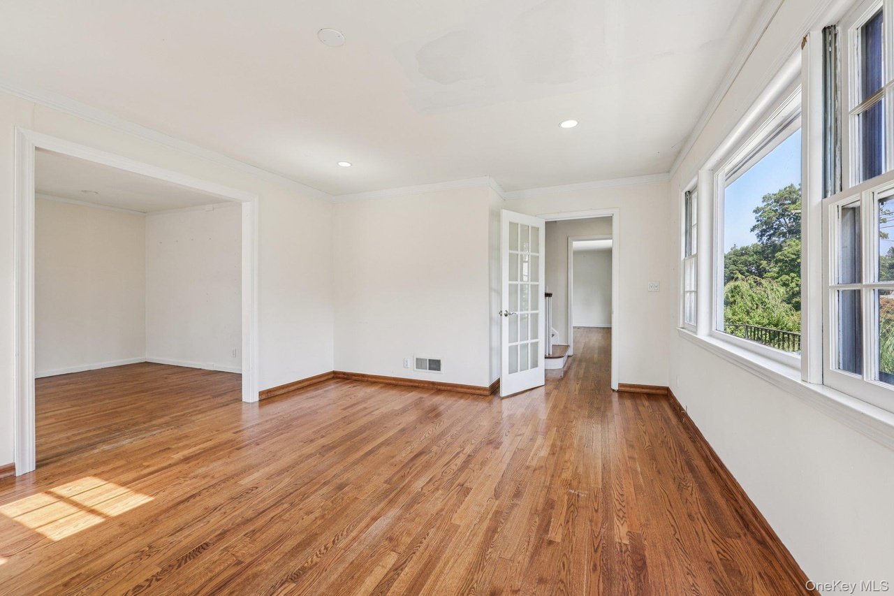 102 Grand Blvd
