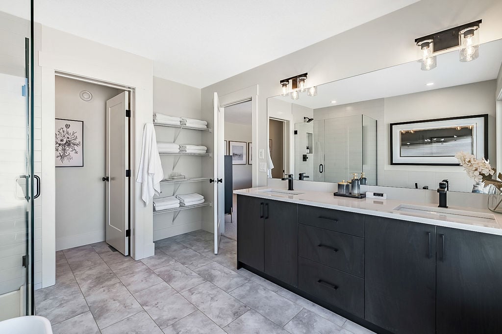 190 Annette Landing NW