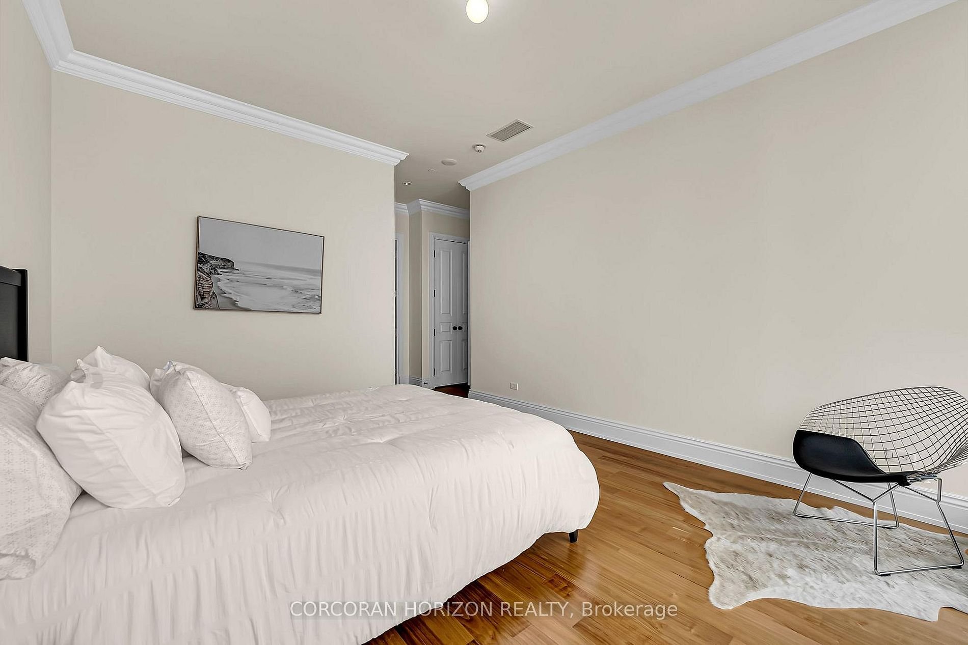 THE RITZ-CARLTON RESIDENCES FOR LEASE
