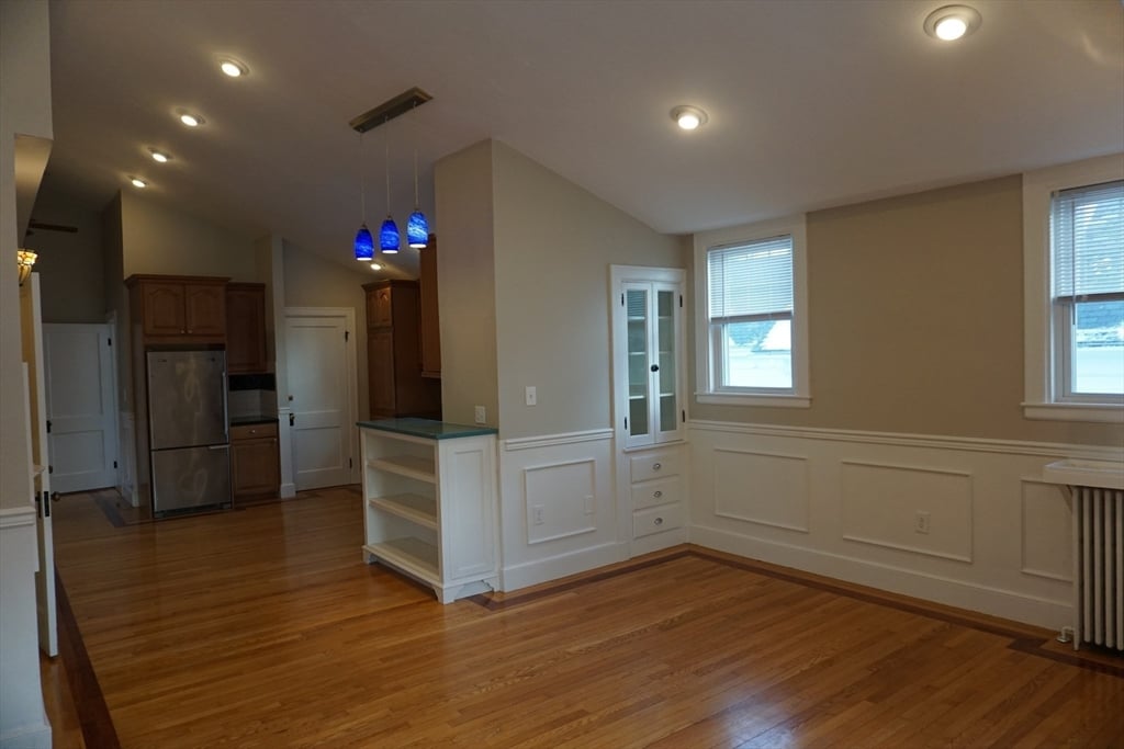 2 Littleton Road
