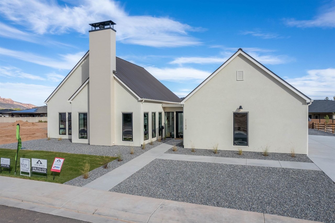 2188 Sieber Canyon Ave