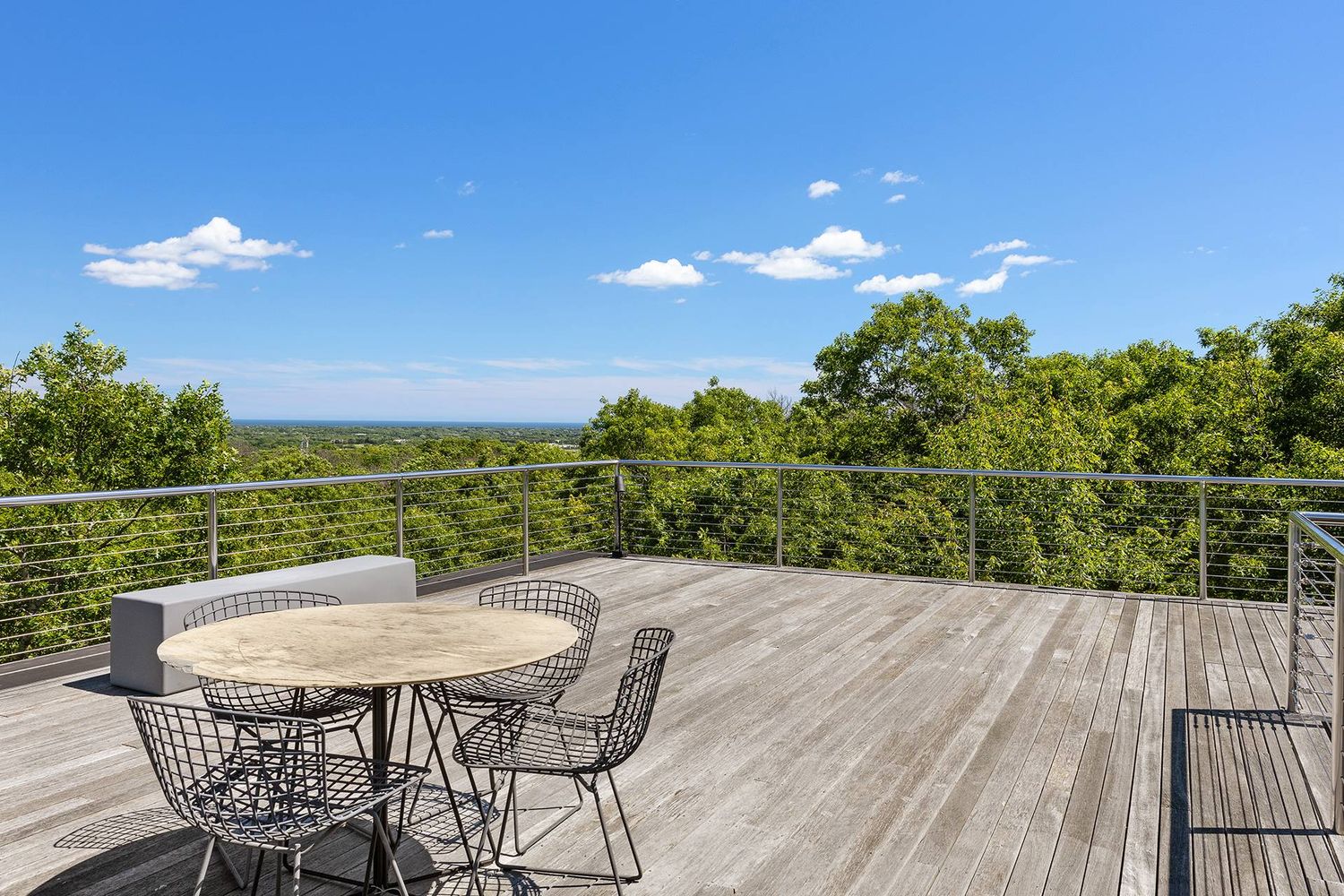 HAMPTONS ARTIST RETREAT BY NOTABLE ARCHITECT ON NEARLY 10 ACRES