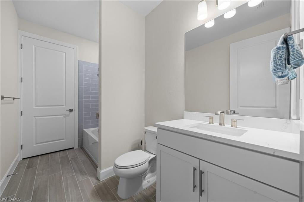 19001 Aqua Shore Dr