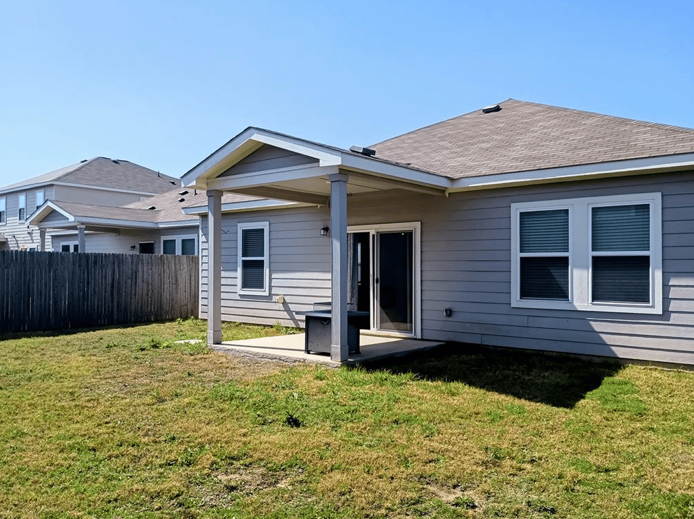 Single-story home offers 4 bedrooms & 2 bathrooms | Attached Garage | Washer & Dryer Included!