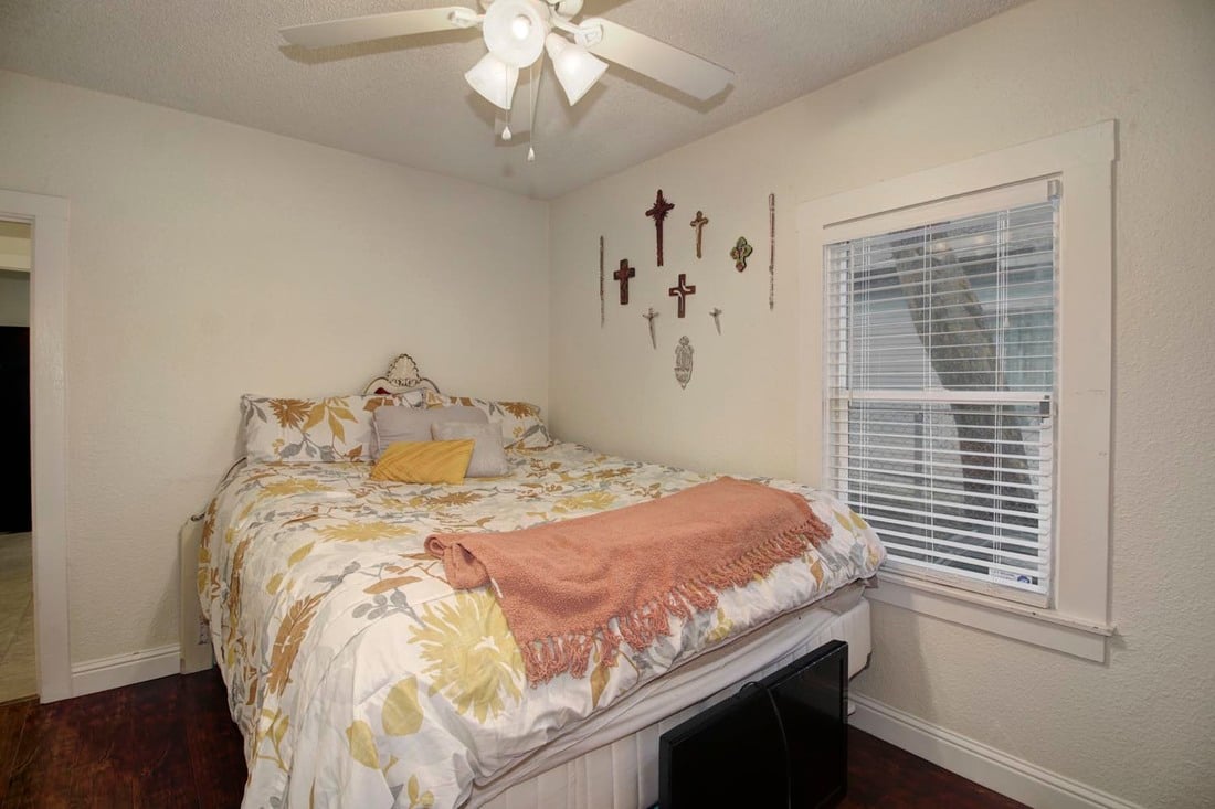 Sold in Oak Park! 3501 33rd Street
