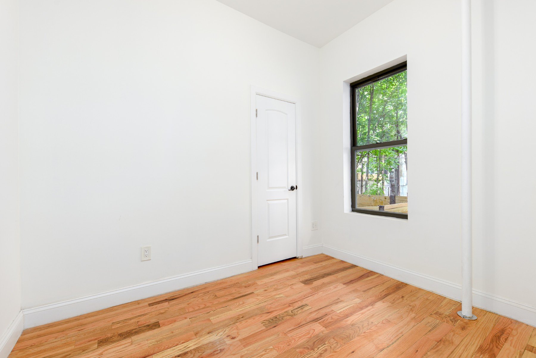 1045 Sterling Place Unit: 1E