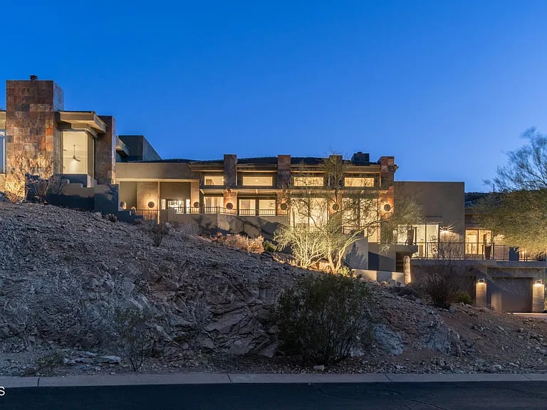 1805 E ROCKY SLOPE Drive