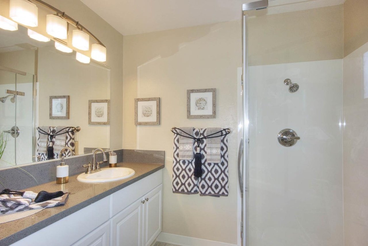 455 S Park Victoria Dr