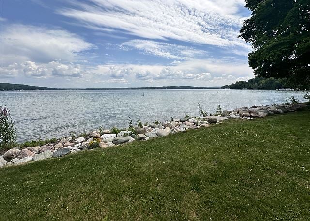 Randall's Point End Cabin 